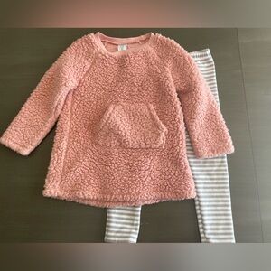 3/$30 Girls Size 4T Mighty Goods Cozy Sherpa Tunic Sweater Pants Set Pink Gray